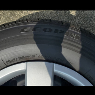 ハイエース 純正タイヤ 195/80R15 4本