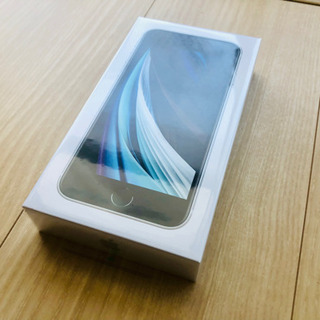 新品未開封　iPhone SE 64GB ホワイト　白 iPhone SE（第2世代） SIMフリー 未開封品 iPhoneSE(第2世代