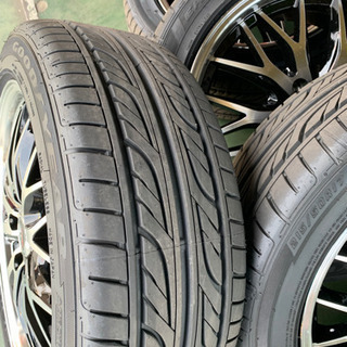 ほぼ未使用 ロクサーニ マルチフォルケッタII プリウス 215/50R17 