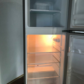 ★お取引決定致しました❣️【🉐各種割引あり】 138L冷蔵庫　Grand-Line　【2018年】