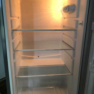 ★お取引決定致しました❣️【🉐各種割引あり】 138L冷蔵庫　Grand-Line　【2018年】