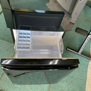 【リサイクルサービス八光-安心の３か月保証 田上店 配達設置ok】三菱ノンフロン冷凍冷蔵庫2ドア右開き146L サファイアブラックMR-P15A-B　2016年製