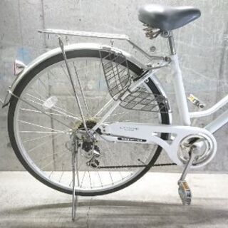 自転車中古 LATACHE 外装6段変速 オートライト カゴリアキャリア付き 鍵新品 タイヤ27インチ