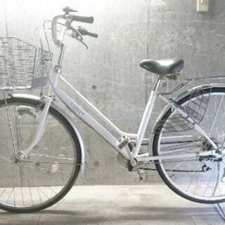 自転車中古 LATACHE 外装6段変速 オートライト カゴリアキャリア付き 鍵新品 タイヤ27インチ