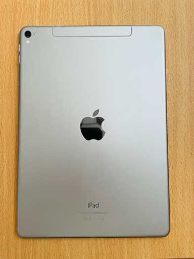 iPad Pro   9.7インチ　128GB    SV