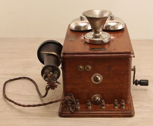 アンティーク 昭和レトロ デルビル磁石式壁掛電話機 日本電信電話公社