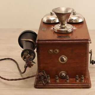 アンティーク 昭和レトロ デルビル磁石式壁掛電話機 日本電信電話公社