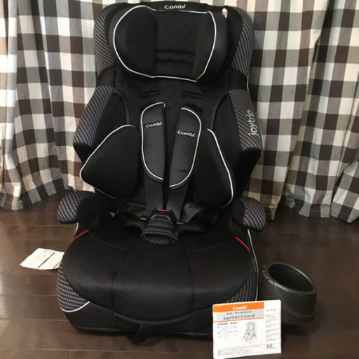 combi チャイルドシート joytrip