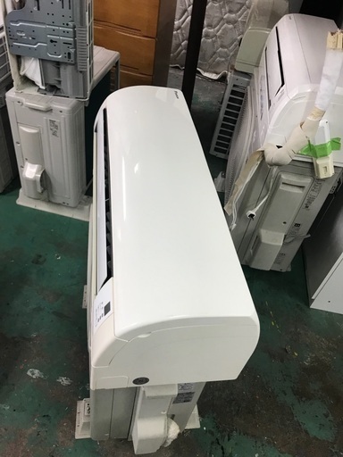 2016 Daikin 12 畳。 無料のエアコンの設置…