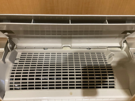 中古除湿機　Panasonic F-YHJX120