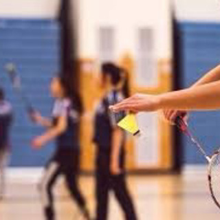 バトミントンを楽しみながら、運度不足も解消🏸