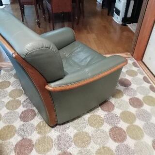 最終値下】二脚シングルソファー(回転式)