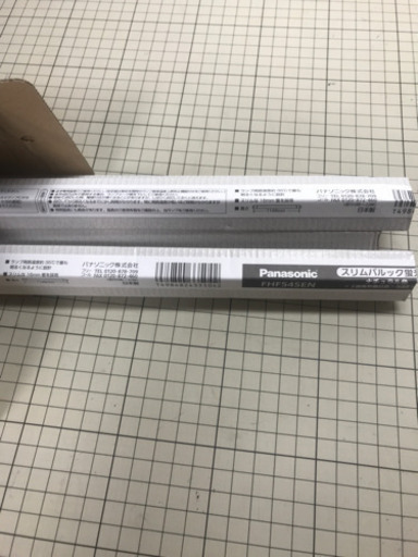 Panasonic スリムパルック蛍光灯　4本