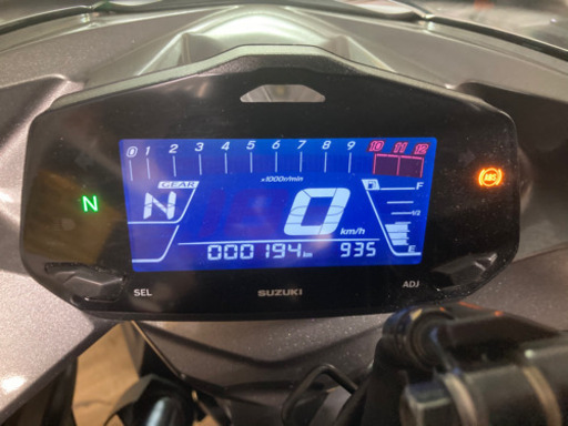 ジクサーSF 250