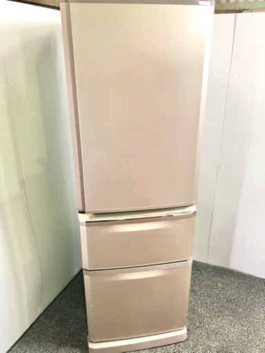 【激安】2014年製 MITSUBISHI 三菱 3ドア冷凍冷蔵庫 370㍑ 洗浄済です。