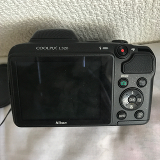 Nikon COOLPIX L320です