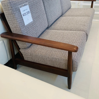 ★ジモティー割あり★2.5Pソファー GY 現状販売　高さ(H)77× 幅(W)180× 奥行(D)27(cm)　【joh1616】 ☆ジモティー割あり☆2.5Pソファー GY 現状販売 高さ(H)77× 幅(W)180