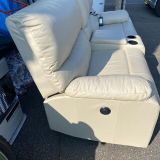 ニトリ NITORI 3人掛け電動リクライニングソファ アイボリー 本革