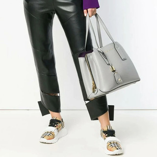 MARC JACOBS牛革トートバッグ（A4収納可）