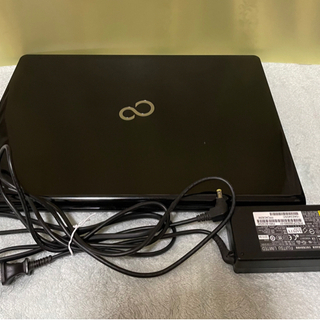 決まりました】富士通 FUJITSU ノートパソコン 15.6ワイドHV