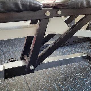 マルチポジションベンチ(ラットプルオプション付)