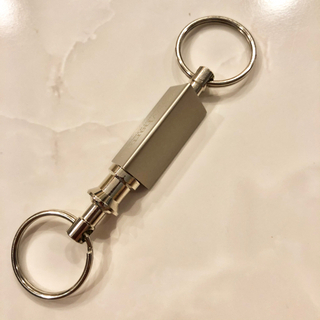 【ネット決済・配送】Wharton University of Pennsylvania Keychain キーチェーン　ウォートンスクール　ペンシルベニア大学　ペン大　MBA 美品