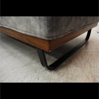 ※現在購入できません✨高級✨新品 未使用✨ラグジュアリーモダン・ソファー・スムーステック・シェーズロングソファー✨クッション２つ付