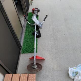 その他 草刈機 2分割出来るタイプ 使用2回