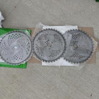 その他 草刈機 2分割出来るタイプ 使用2回