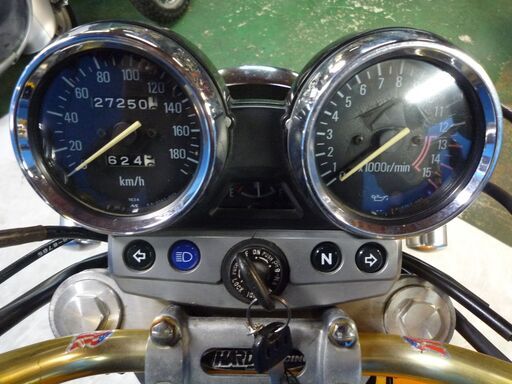 KAWASAKI ゼファー400カイ 黒/黄 車検残R4/10月 名変で乗れます