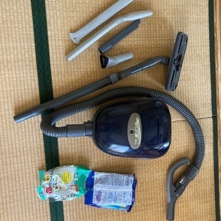 掃除機（MITSUBISHI　TC-MA30）、各種ホース、紙パック付