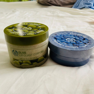 ザ　ボディショップ　セット　ボディローション　スクラブ　ボディシャンプー 海外限定ザボディショップ セット:ボディクリーム＆スクラブ