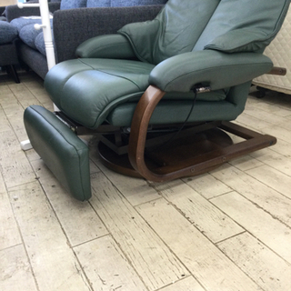 8/6 【✨座面,本革張り!無垢材使用！FUJI FUNITURE リクライニングチェア 定価287,280円✨ 】