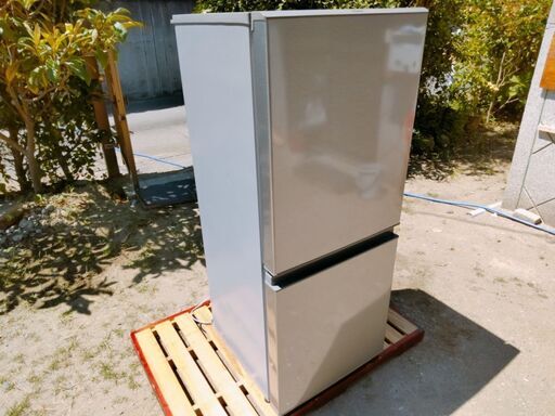 超美品 AQUA 冷凍冷蔵庫 AQR-13J 2枚ドア 126リットル 2020年製 右開き
