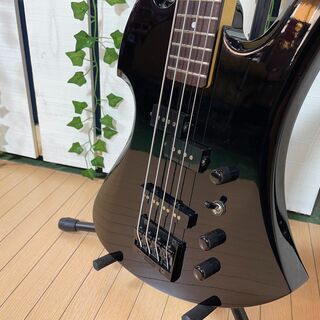 愛品館八千代店】B.C.Rich モッキンバード ベース