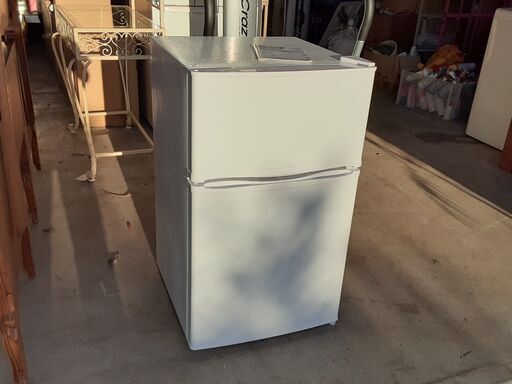 マクスゼン 2019年製 2ドア冷凍冷蔵庫 90L JR090ML01WH　/DJ-0453-2F