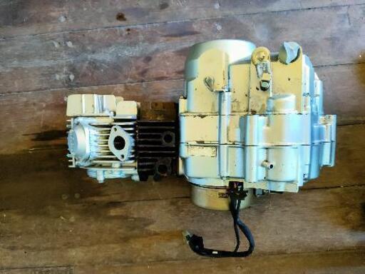 イージーライダース 3バルブ 横型エンジン 110cc?