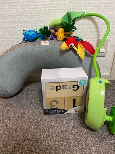 ベビー用品セット（ベッドメリー\u0026授乳クッション\u0026ナンバーブロック）