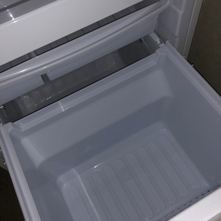 【シャープ】2ドア 冷凍冷蔵庫 137L SJ-D14D-S 2018年 つけかえどっちもドア 左右の扉付け替え簡単 静音化設計 