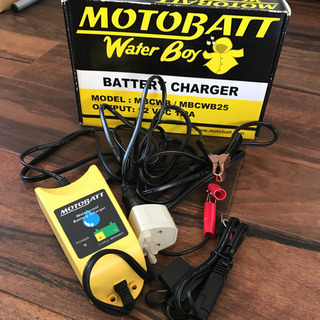 【ネット決済・配送可】バイク用　バッテリー　充電器　MOTOBATT