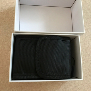 【新品未使用】最新版 ゴルフ 距離計 レーザー ゴルフスコープ  距離測定器 測定器 手ブレ補正  最大710YD レーザー 距離計 スロープ/直線距離モード 角度 防水 軽量 収納ケース付   