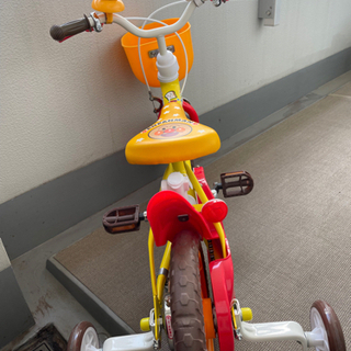 それいけ！アンパンマン12D（幼児用 かじきり 12インチ 自転車