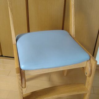 【ネット決済】カリモク学習椅子