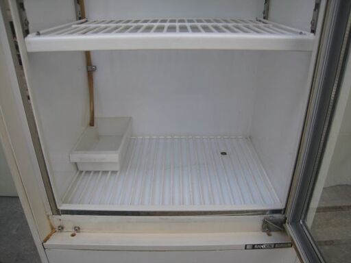 サンデン 冷蔵ショーケース MUS-W70XB 照明とキャスター付 中古品 近く無料配達