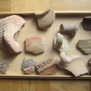 考古学ファン必見！　ヨルダン、イスラエルで発掘した陶器のかけら等