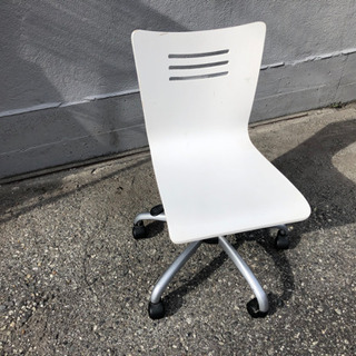 木製　デザインチェア　椅子