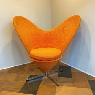 宇都宮でオシャレな家具を探すなら『オトワリバース！』ハートコーンチェア HEART CONE CHAIR リプロダクト オレンジ USED家具 中古品①  - チェア