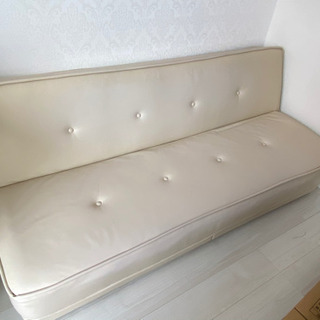 【ネット決済】白　アイボリー　革　ソファー　ベッド