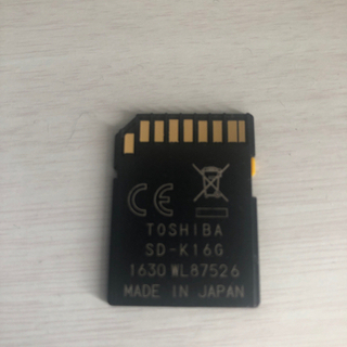 16GB SDカード【TOSHIBA製】