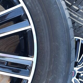 美品ホイルタイヤセット185/65R14、取り付け工賃コミで2.2万円、早い者 